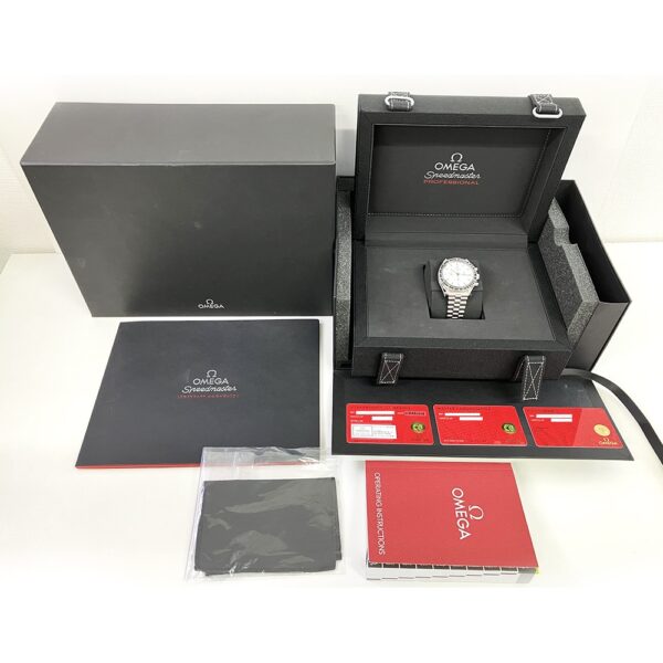 Omega Speedmaster Professional White Dial 310.30.42.50.04.001 Bracelet